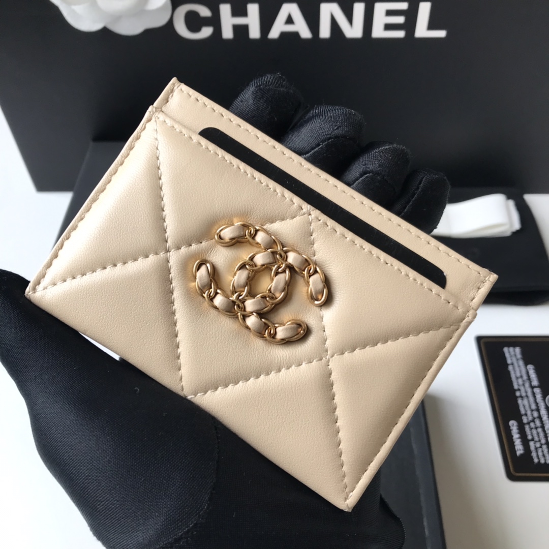 芸能人愛用Chanel シャネル 実物の写真 N品スーパーコピー財布代引き対応国内発送後払い安全必ず届く優良サイト